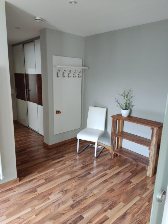 Ferienhaus In Seenaehe Apartment Нойрупин Екстериор снимка